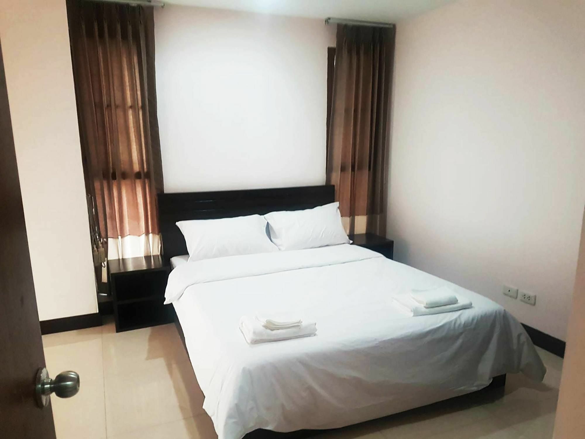 Mok Mek 72 Hotel Bangkok Exterior photo